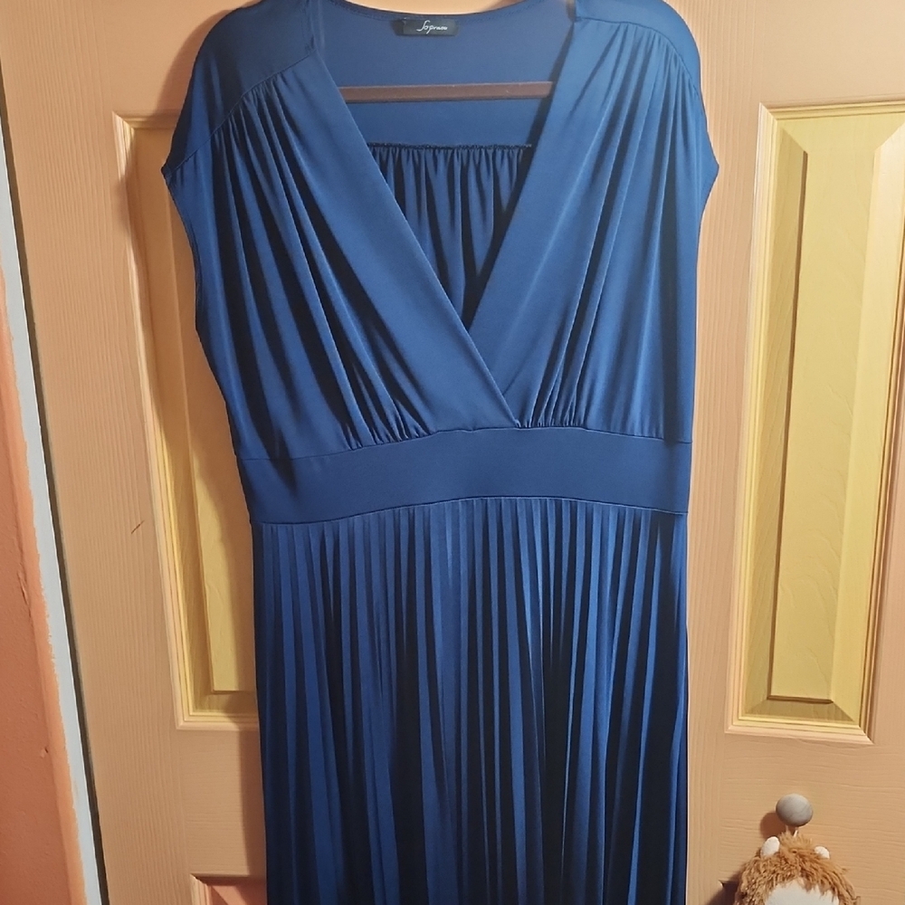 Soprano Blue Pleated V-Neck Women’s Dress